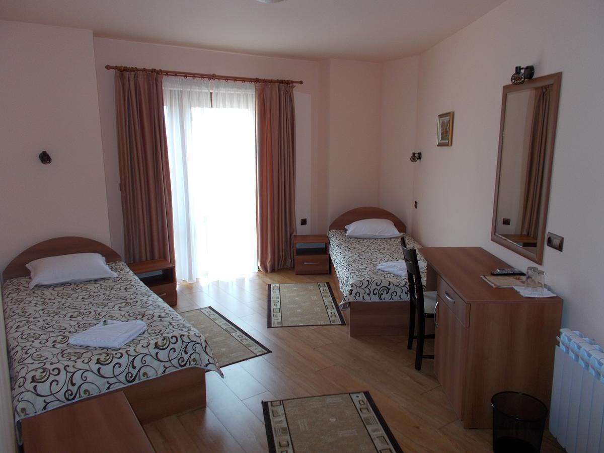 Panorama Family Hotel 3*